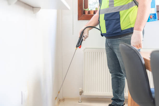 Best Exterminator Services  in Pinckney, MI